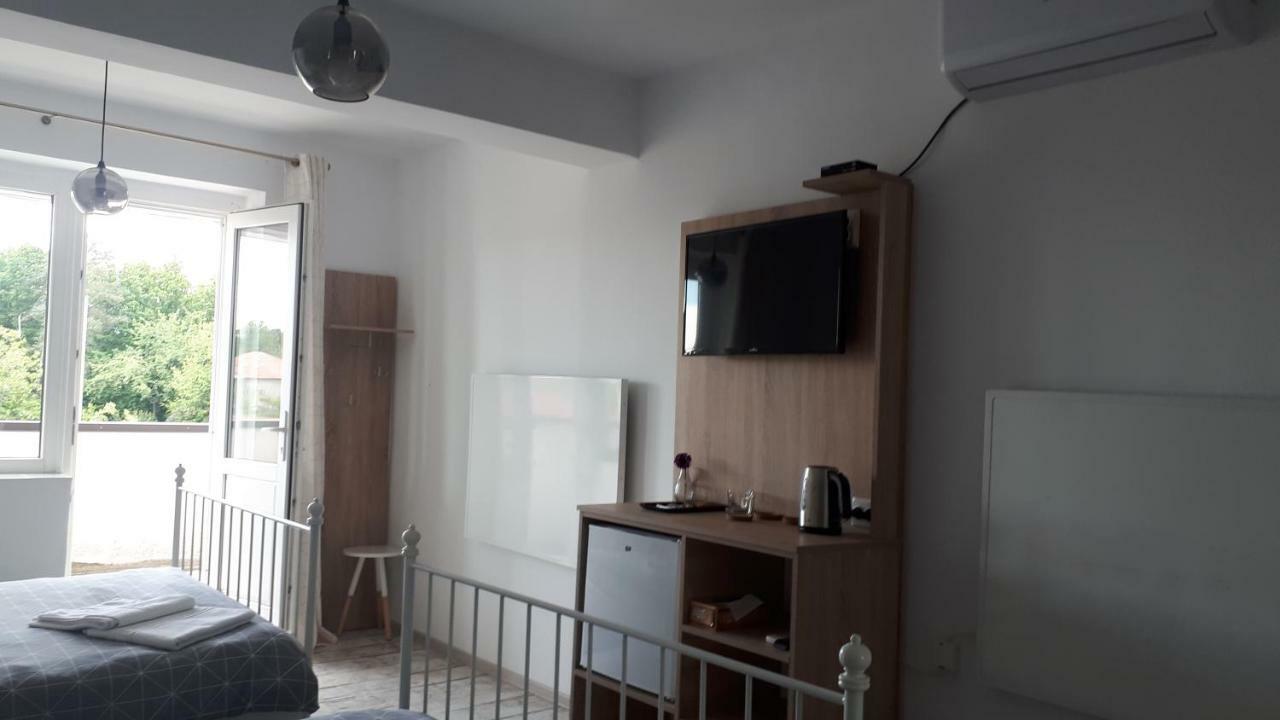 Lintesti Motel Traffic المظهر الخارجي الصورة